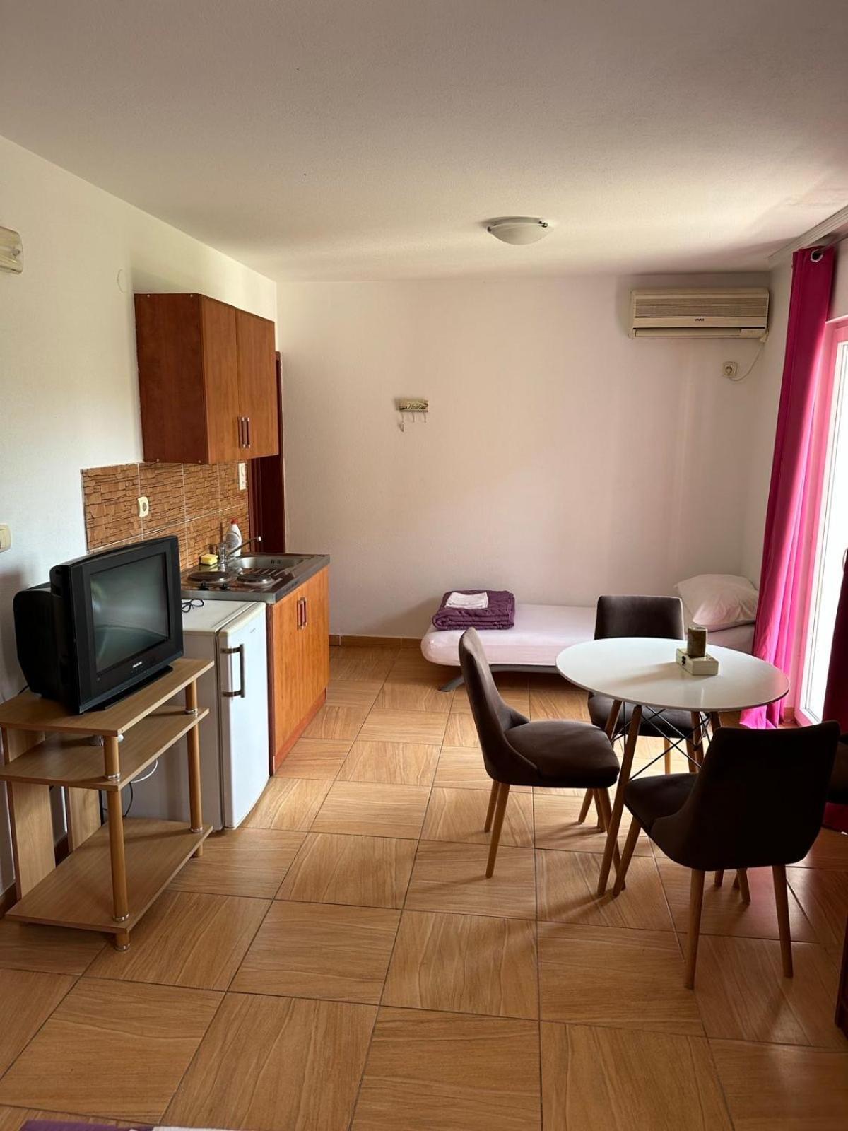 Guest House Andrea Budva Extérieur photo
